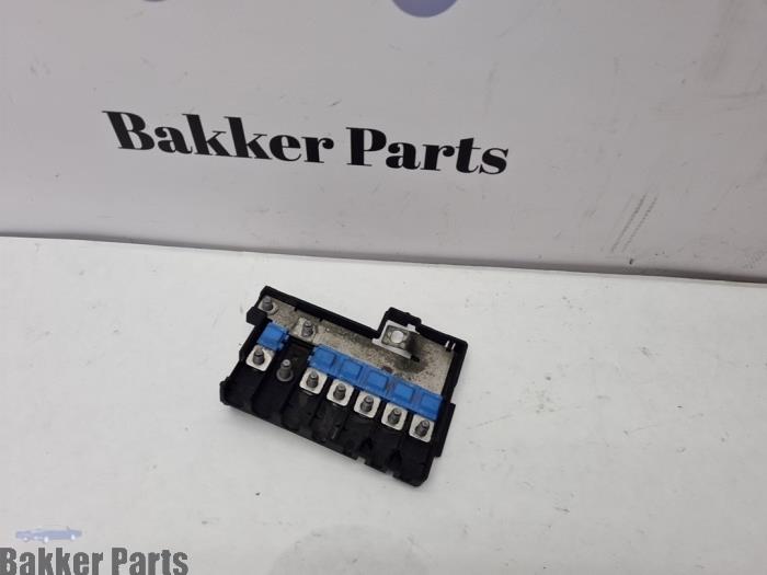 Gebruikte Stroomverdeler Seat Ibiza ST (6J8) 1.2 TDI Ecomotive Prijs € 15,00 Margeregeling aangeboden door Bakker Parts