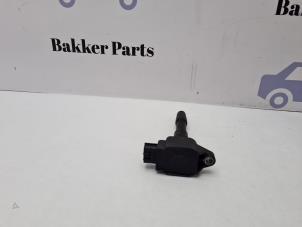 Gebruikte Bobine Renault Captur (2R) 1.2 TCE 16V EDC Prijs € 20,00 Margeregeling aangeboden door Bakker Parts