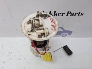 Gebruikte Benzinepomp Renault Espace (JK) 2.0 16V Prijs € 35,00 Margeregeling aangeboden door Bakker Parts