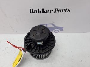 Gebruikte Blower Renault Koleos I 2.0 dCi 16V 4x4 Prijs € 50,00 Margeregeling aangeboden door Bakker Parts