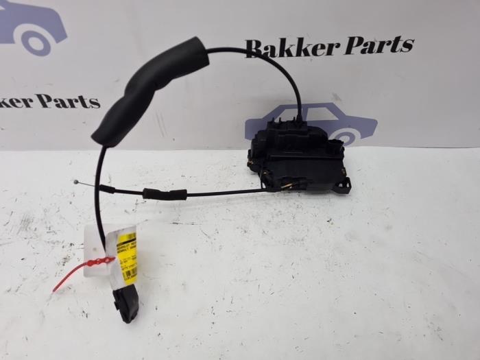 Deurslot Mechaniek 2Deurs rechts van een Renault Grand Scénic III (JZ) 1.5 dCi 110 2010