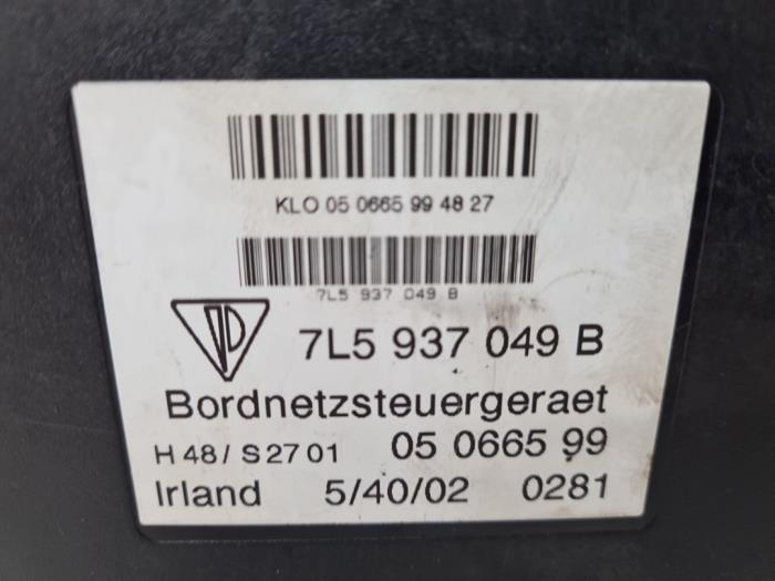 Computer Body Control van een Porsche Cayenne (9PA) 4.5 V8 32V Turbo 2004