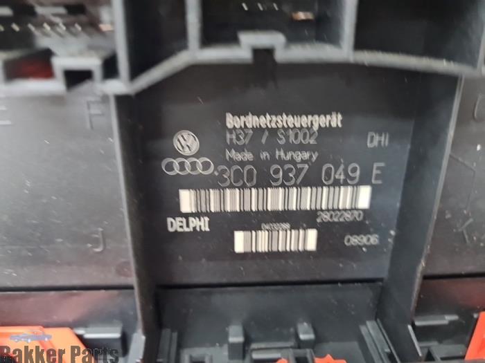Module Bodycontrol van een Volkswagen Golf V (1K1) 1.9 TDI 2007