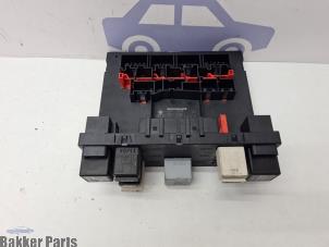 Module Bodycontrol van een Volkswagen Golf V (1K1) 1.9 TDI 2007