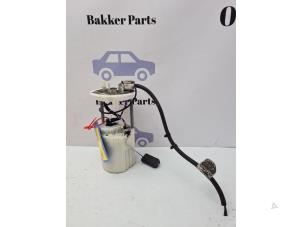 Gebruikte Benzinepomp Opel Karl 1.0 12V Prijs € 50,00 Margeregeling aangeboden door Bakker Parts