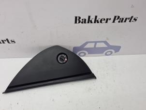 Gebruikte Dashboard deel Renault Captur (2R) 1.2 TCE 16V EDC Prijs € 30,00 Margeregeling aangeboden door Bakker Parts