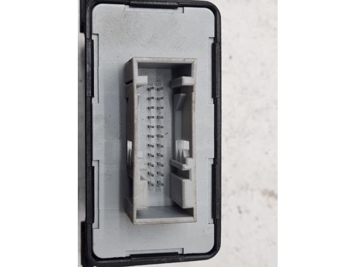 Computer Verlichting van een Audi A5 (8T3) 2.7 TDI V6 24V 2010