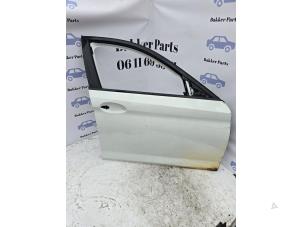 Gebruikte Deur 4Deurs rechts-voor BMW 5 serie Touring (G31) 520d 2.0 TwinPower Turbo 16V Prijs € 350,00 Margeregeling aangeboden door Bakker Parts