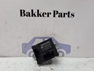 Gebruikte Deur module Jaguar XF (CC9) 3.0 D V6 24V Prijs € 25,00 Margeregeling aangeboden door Bakker Parts