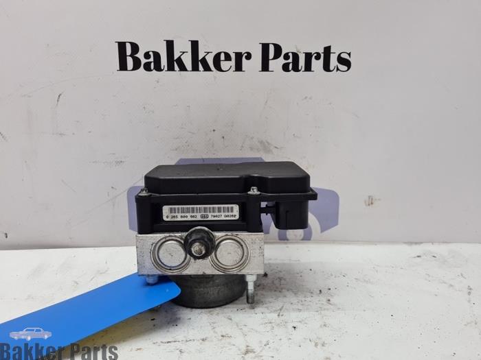 Gebruikte ABS Pomp Peugeot Bipper (AA) 1.4 HDi Prijs € 100,00 Margeregeling aangeboden door Bakker Parts