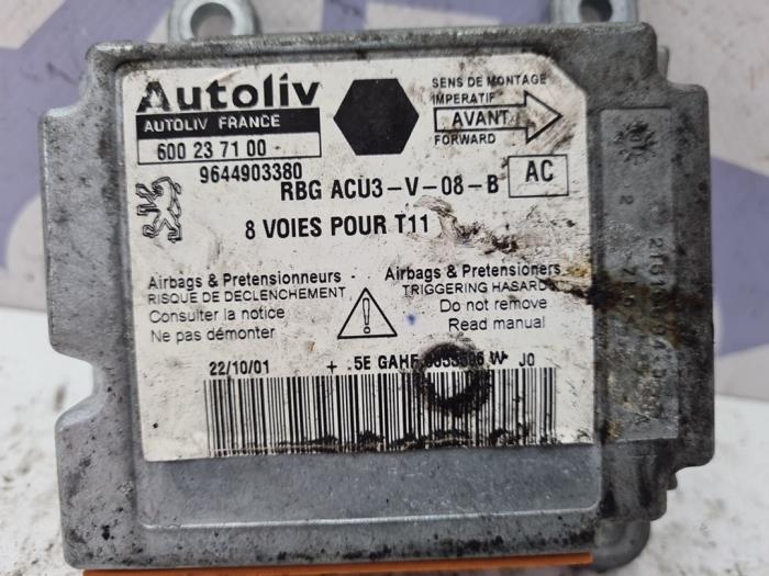 Airbag Module van een Peugeot 206 (2A/C/H/J/S) 2.0 XS,XT HDi 2002
