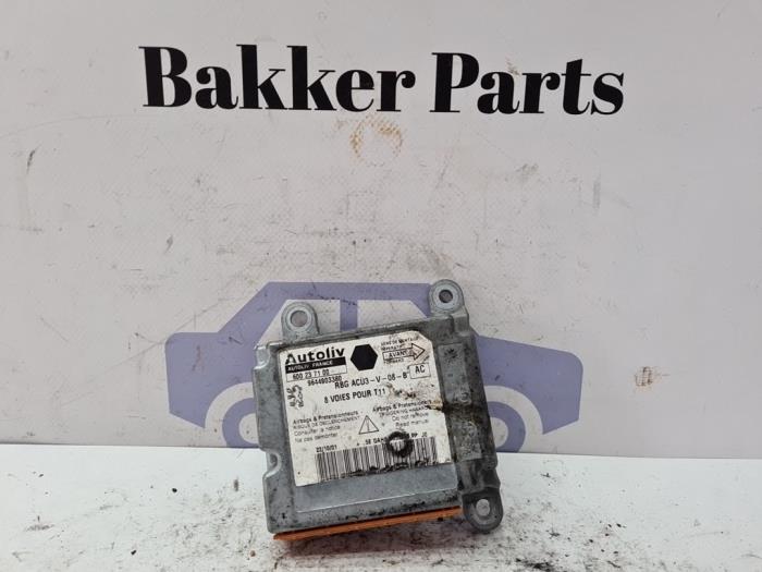 Airbag Module van een Peugeot 206 (2A/C/H/J/S) 2.0 XS,XT HDi 2002