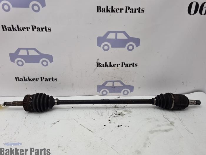 Gebruikte Steekas rechts-voor Opel Corsa C (F08/68) 1.2 16V Prijs € 30,00 Margeregeling aangeboden door Bakker Parts