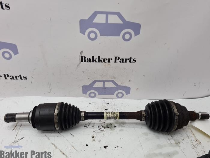 Gebruikte Steekas links-voor Mercedes ML II (164/4JG) 3.0 ML-300 CDI 4-Matic V6 24V Prijs € 125,00 Margeregeling aangeboden door Bakker Parts