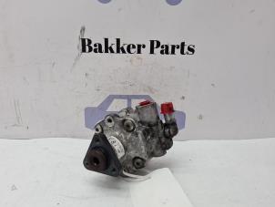 Gebruikte Pomp Servo Porsche Cayenne II (92A) 3.0 D V6 24V Prijs € 175,00 Margeregeling aangeboden door Bakker Parts