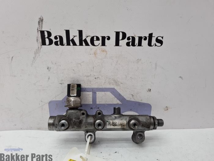 Gebruikte Injector brug Porsche Cayenne II (92A) 3.0 D V6 24V Prijs € 75,00 Margeregeling aangeboden door Bakker Parts