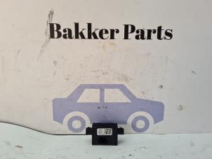 Gebruikte Antenne BMW X3 (F25) xDrive35i 3.0 24V Prijs € 15,00 Margeregeling aangeboden door Bakker Parts