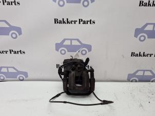 Gebruikte Remklauw (Tang) rechts-achter BMW X3 (F25) xDrive35i 3.0 24V Prijs € 100,00 Margeregeling aangeboden door Bakker Parts