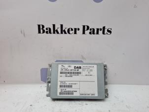 Gebruikte DAB module Landrover Range Rover Evoque (LVJ/LVS) 2.0 eD 150 16V 5-drs. Prijs € 175,00 Margeregeling aangeboden door Bakker Parts