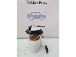 Gebruikte Benzinepomp Opel Crossland (X) 1.2 Turbo 12V Prijs € 120,00 Margeregeling aangeboden door Bakker Parts