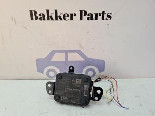 Gebruikte Radar sensor Toyota Corolla (E21/EA1/EH1) 1.8 16V Hybrid 140 Prijs € 225,00 Margeregeling aangeboden door Bakker Parts