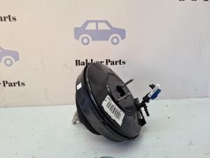 Gebruikte Rembooster Opel Crossland (X) 1.2 Turbo 12V Prijs € 100,00 Margeregeling aangeboden door Bakker Parts