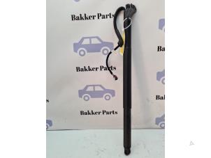 Gebruikte Achterklep motor Volkswagen Tiguan (AD1) 1.5 TSI 16V Prijs € 150,00 Margeregeling aangeboden door Bakker Parts