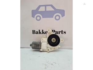 Gebruikte Raammotor Portier Mercedes CLA (117.3) 1.6 CLA-180 16V Prijs € 30,00 Margeregeling aangeboden door Bakker Parts