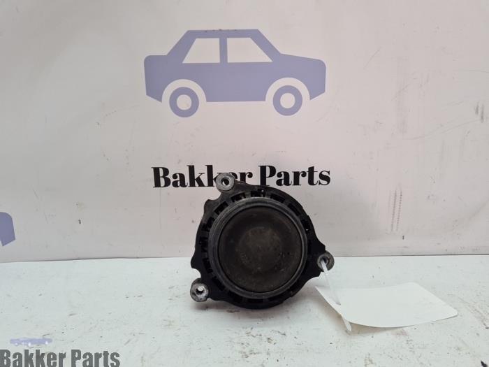Gebruikte Motorrubber BMW 1 serie (F20) 116d 1.6 16V Efficient Dynamics Prijs € 35,00 Margeregeling aangeboden door Bakker Parts