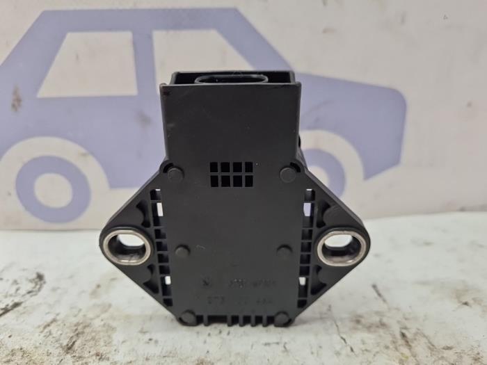 Esp Duo Sensor van een Nissan Qashqai (J10) 1.6 dCi Pure Drive 2011