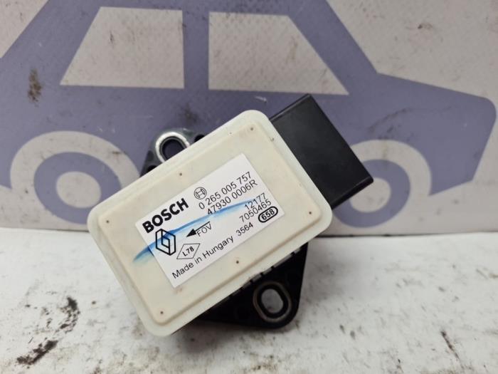 Esp Duo Sensor van een Nissan Qashqai (J10) 1.6 dCi Pure Drive 2011