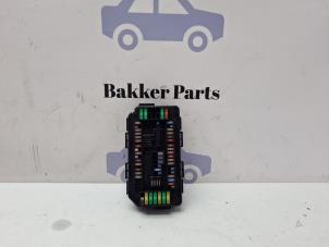 Gebruikte Zekeringkast BMW 3 serie (F30) 318i 1.5 TwinPower Turbo 12V Prijs € 45,00 Margeregeling aangeboden door Bakker Parts