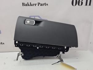 Gebruikte Dashboardkastje BMW 3 serie (F30) 318i 1.5 TwinPower Turbo 12V Prijs € 25,00 Margeregeling aangeboden door Bakker Parts