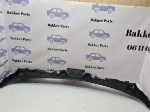 Gebruikte Paravent BMW 3 serie (F30) 318i 1.5 TwinPower Turbo 12V Prijs € 35,00 Margeregeling aangeboden door Bakker Parts