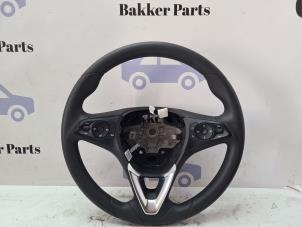 Gebruikte Stuurwiel Opel Crossland (X) 1.2 Turbo 12V Prijs € 125,00 Margeregeling aangeboden door Bakker Parts
