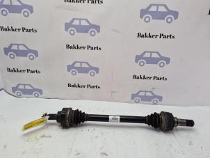 Gebruikte Aandrijfas links-achter BMW M1 (F20) M140i 3.0 24V Prijs € 150,00 Margeregeling aangeboden door Bakker Parts