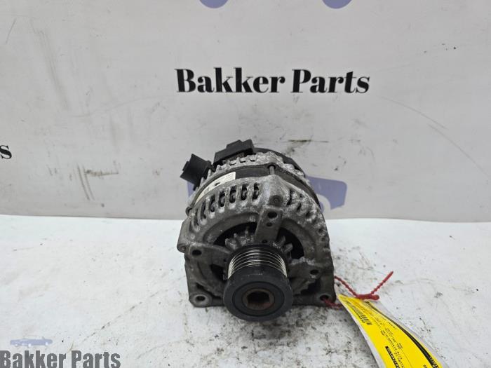 Gebruikte Dynamo Ford Fiesta 6 (JA8) 1.0 EcoBoost 12V 100 Prijs € 50,00 Margeregeling aangeboden door Bakker Parts