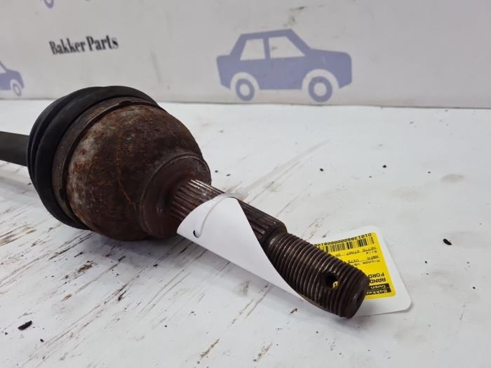 Aandrijfas links-voor van een Ford Transit 2.0 TDdi 16V 300M 2006