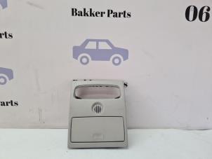 Gebruikte Brillenhouder Ford B-Max (JK8) 1.0 EcoBoost 12V 125 Prijs € 25,00 Margeregeling aangeboden door Bakker Parts