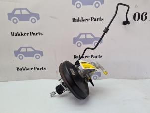 Gebruikte Rembekrachtiger Ford B-Max (JK8) 1.0 EcoBoost 12V 125 Prijs € 75,00 Margeregeling aangeboden door Bakker Parts