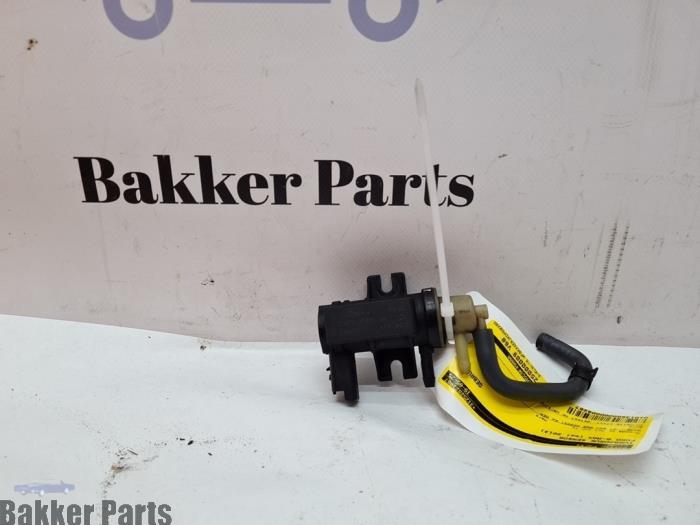 Gebruikte Turbodruk sensor Ford B-Max (JK8) 1.0 EcoBoost 12V 125 Prijs € 25,00 Margeregeling aangeboden door Bakker Parts
