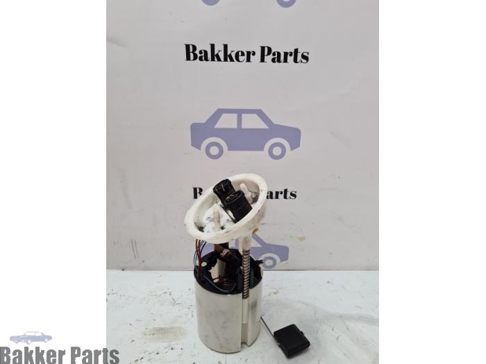 Gebruikte Benzinepomp BMW 3 serie (F30) 318i 1.5 TwinPower Turbo 12V Prijs € 100,00 Margeregeling aangeboden door Bakker Parts