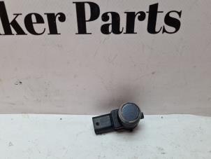 Gebruikte Sensor PDC Mercedes ML III (166) 2.1 ML-250 CDI 16V BlueTEC 4-Matic Prijs € 20,00 Margeregeling aangeboden door Bakker Parts