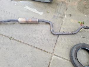 Gebruikte Uitlaat Middendemper Volvo V40 (MV) 1.6 T3 GTDi 16V Prijs € 75,00 Margeregeling aangeboden door Bakker Parts