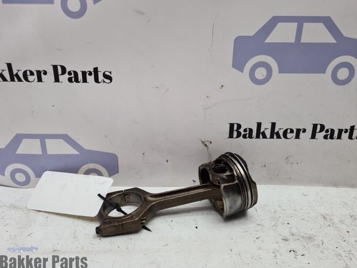 Gebruikte Zuiger BMW X3 (F25) xDrive35i 3.0 24V Prijs € 75,00 Margeregeling aangeboden door Bakker Parts