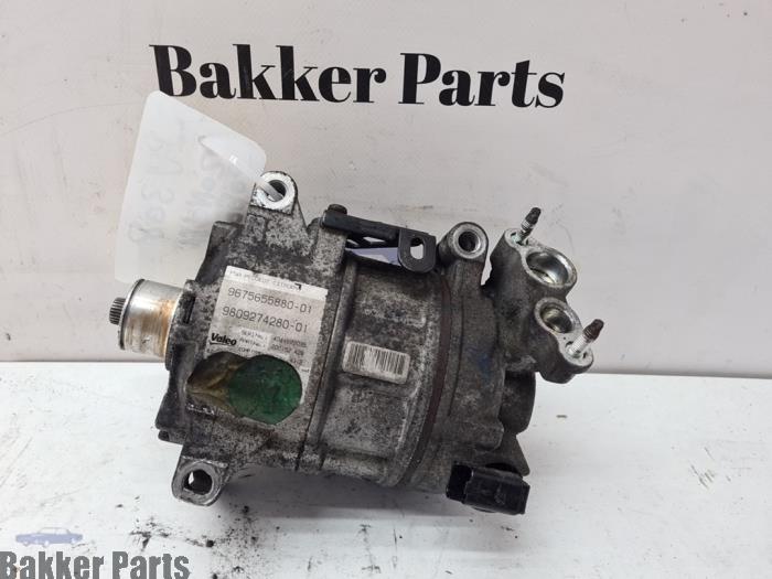 Gebruikte Aircopomp Peugeot 308 (L3/L8/LB/LH/LP) 1.2 12V VTi PureTech 82 Prijs € 50,00 Margeregeling aangeboden door Bakker Parts