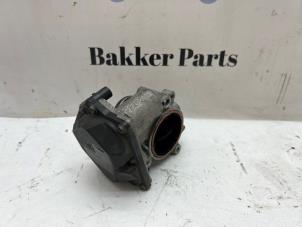 Gebruikte Gasklephuis Volkswagen Golf VI (5K1) 2.0 GTD 16V Prijs € 25,00 Margeregeling aangeboden door Bakker Parts