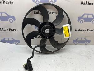 Gebruikte Radiateurfan Hyundai i40 CW (VFC) 1.7 CRDi 16V Prijs € 100,00 Margeregeling aangeboden door Bakker Parts