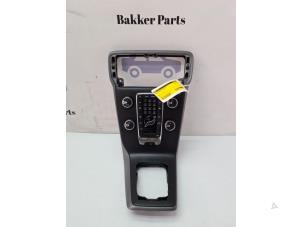 Gebruikte Bediening boordcomputer Volvo V40 (MV) 1.6 T3 GTDi 16V Prijs € 100,00 Margeregeling aangeboden door Bakker Parts