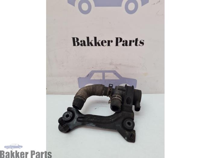 Gebruikte Waterpomp Volvo V40 (MV) 1.6 T3 GTDi 16V Prijs € 35,00 Margeregeling aangeboden door Bakker Parts